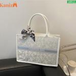 Buy Stylish Tote Bags for Women in Bangladesh